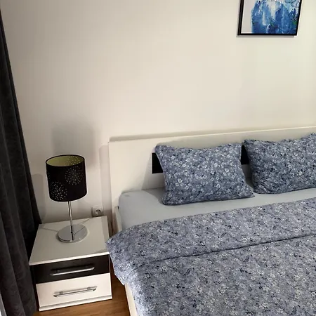 מלון דירות R&g בייאליינה